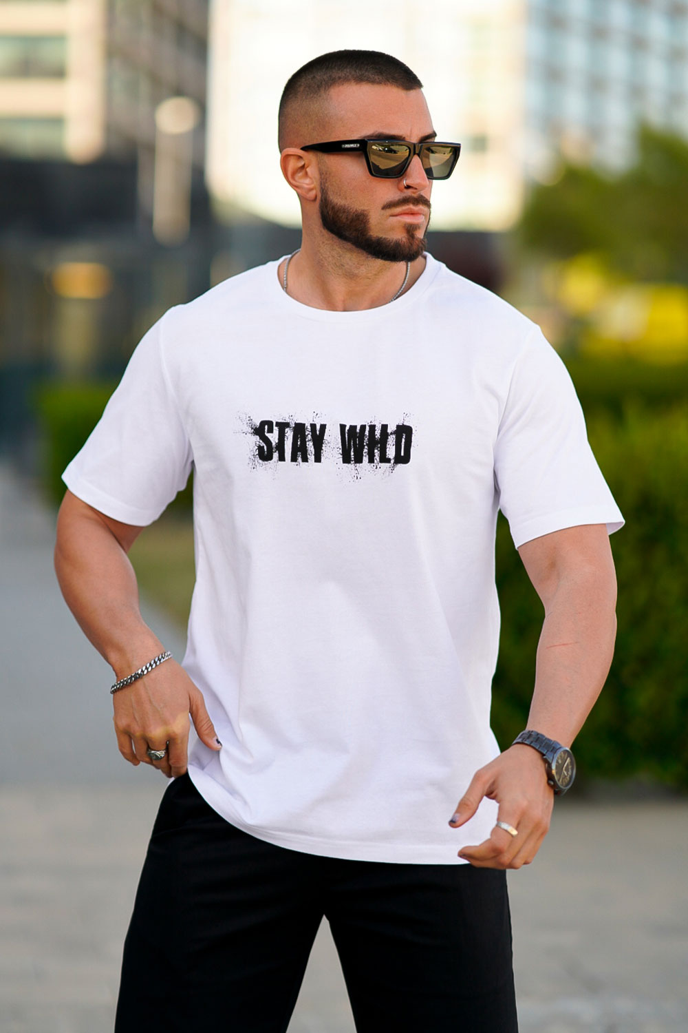 Men's White Short-Sleeved Tee