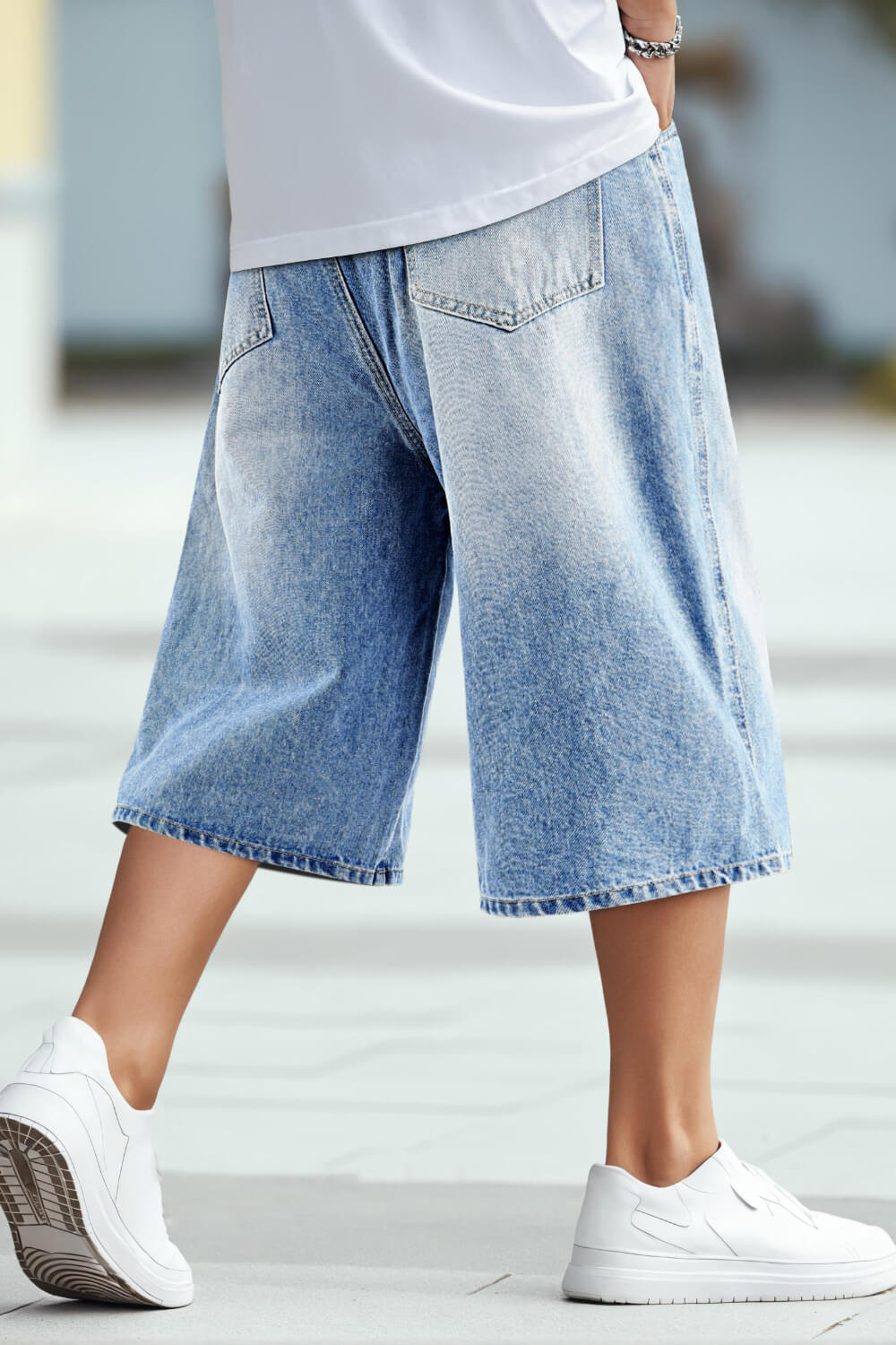 Men's Loose Denim Short - Light Blue