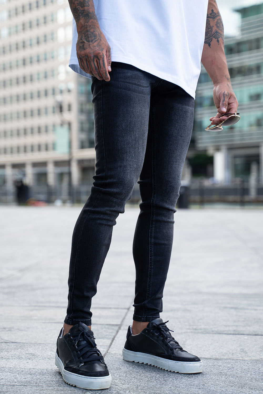 Men's Black Skinny Jean - No Rips